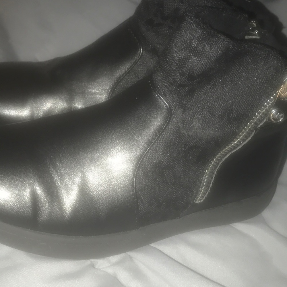 MK Black Boot GIRLS